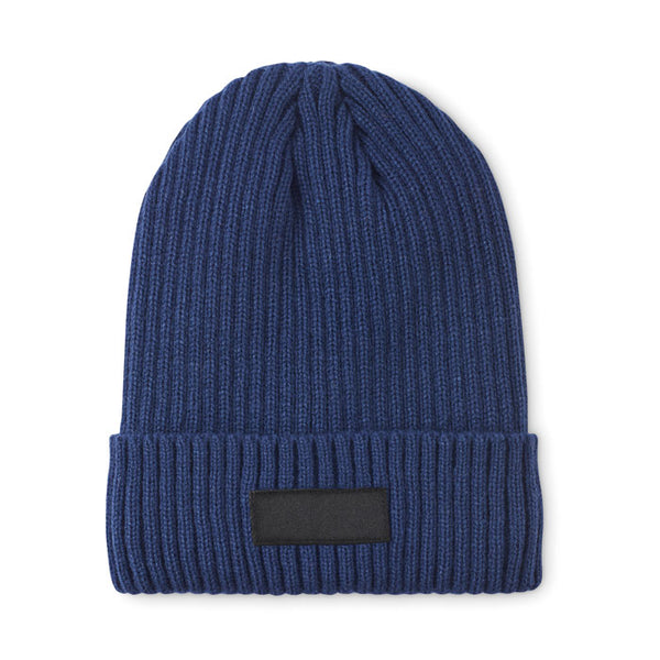 Bonnet tricoté avec revers